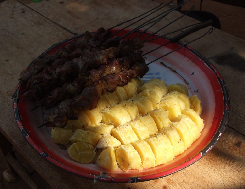 brochettes goat meat brochettes and bananas