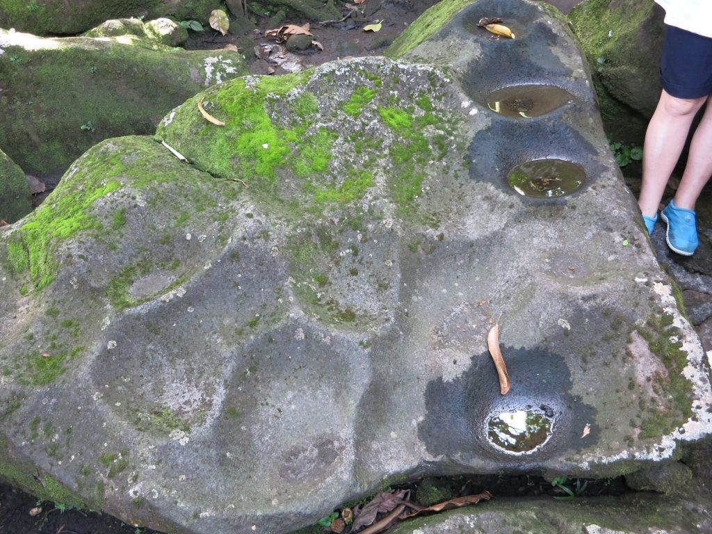 rock where the Arawak of Guadeloupe polished stones