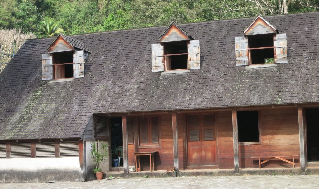 A view of the master's house at Coffee plantation La Grivelière