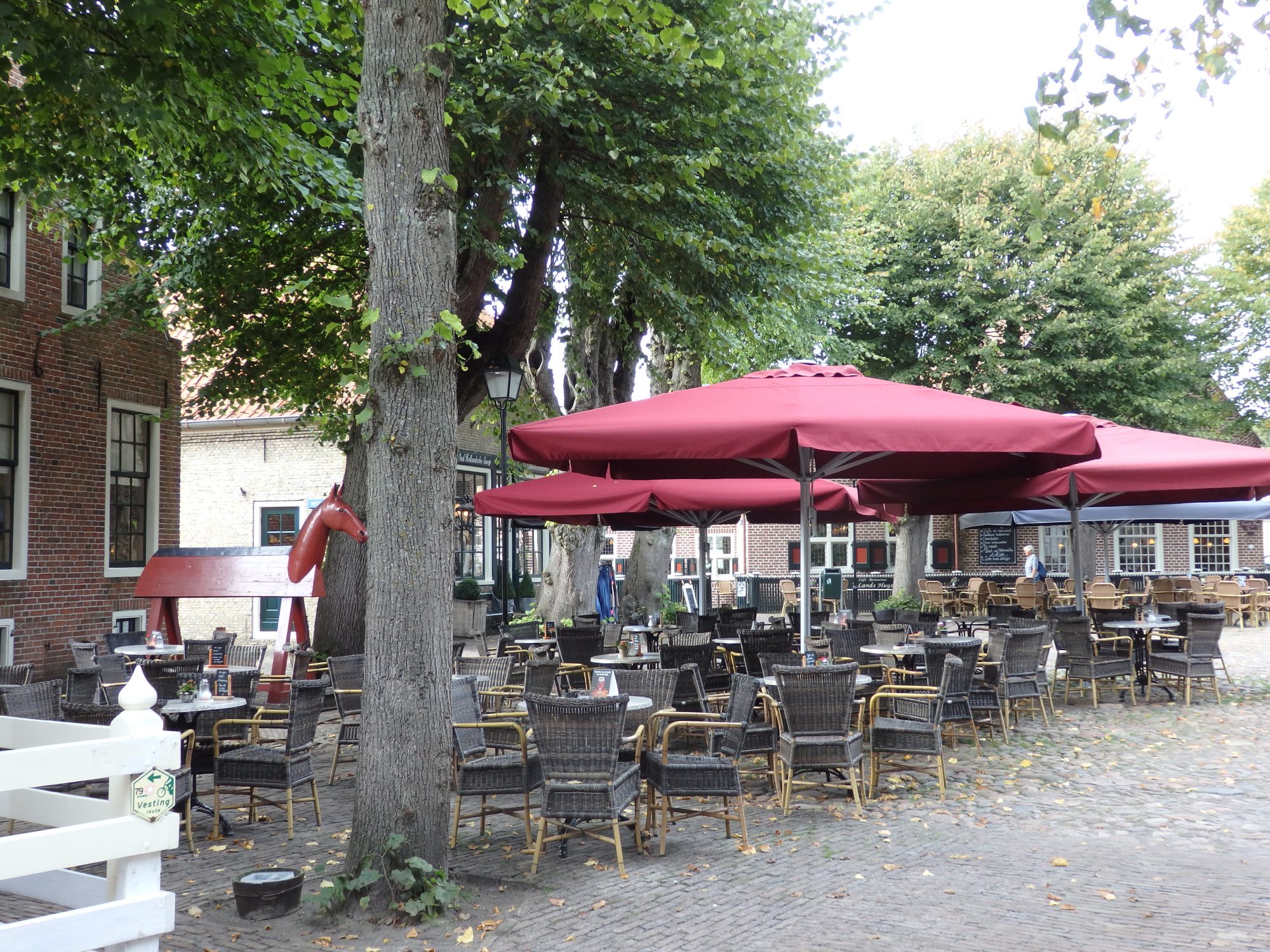 a cafe-restaurant in the central plaza of Bourtange