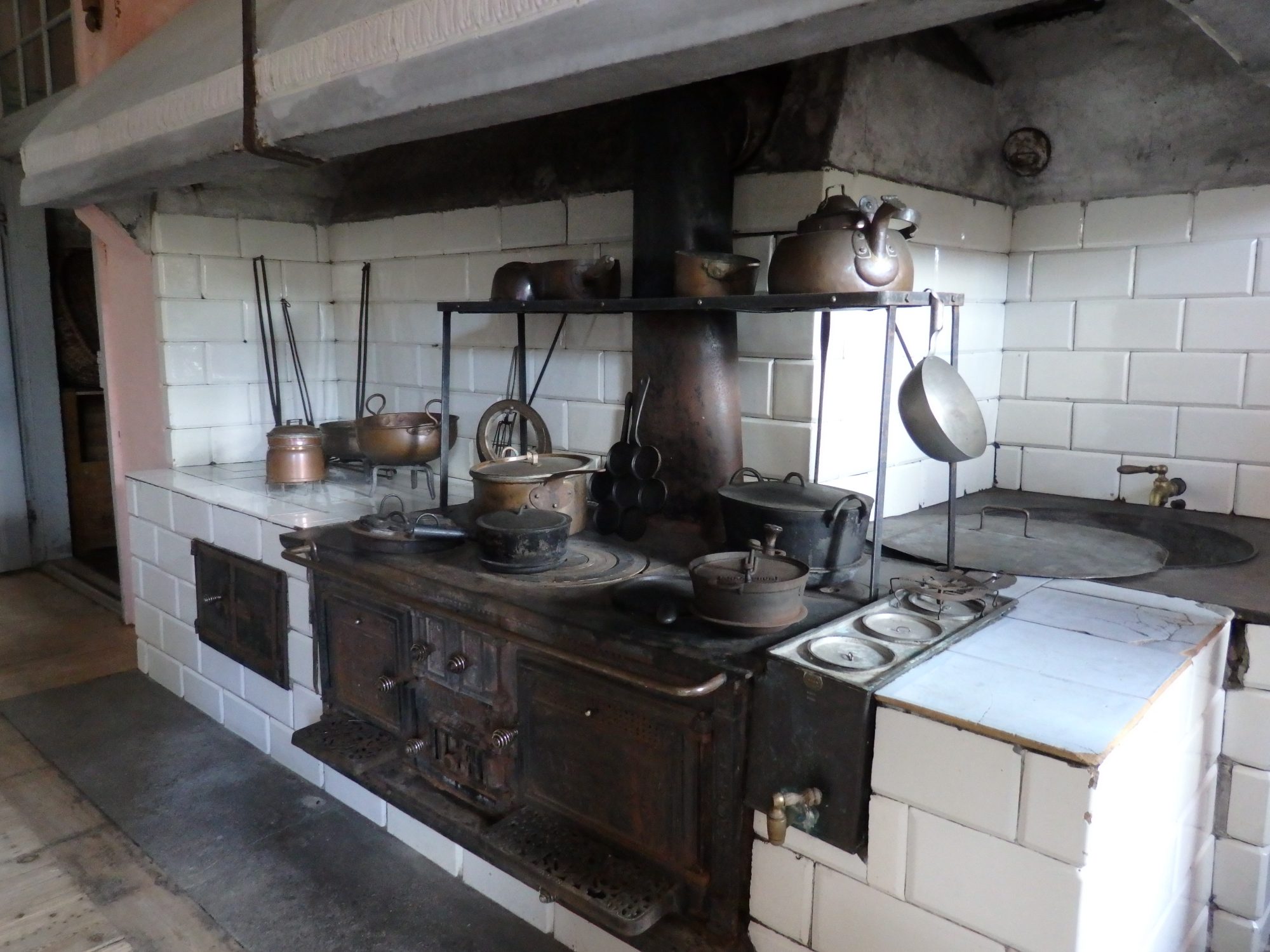 the kitchen in Nynäs manor house