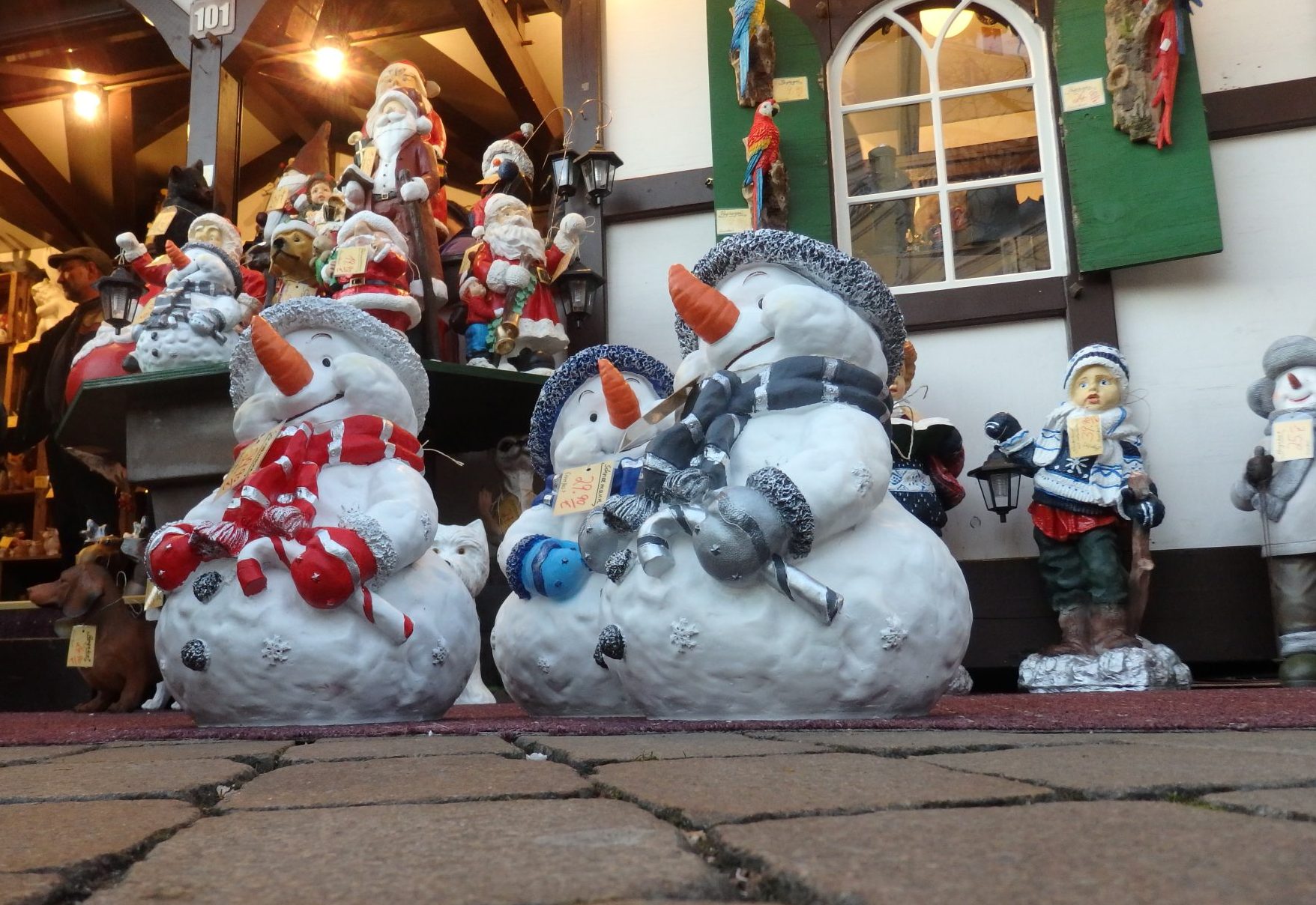 Or you can buy silly Christmas snowmen!