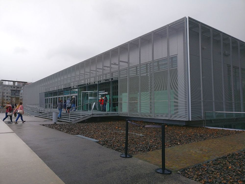 The building that houses the Topography of Terror is a low, modernistic rectangular box.