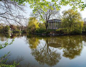 Park-like view of Graceland cemetery.