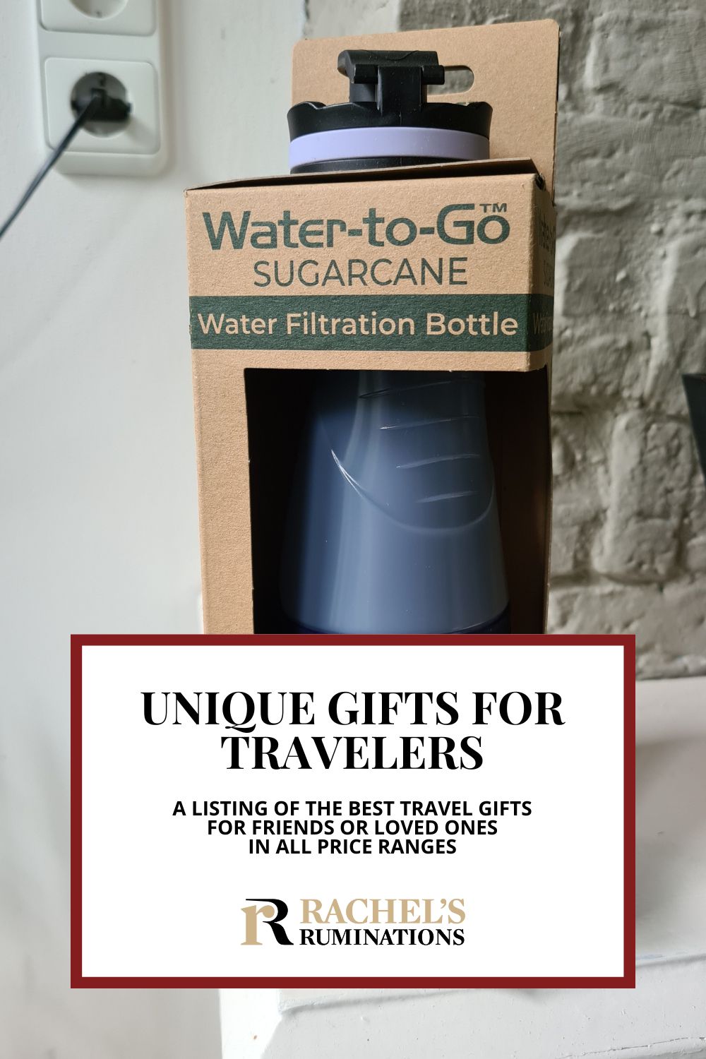 Looking for unique travel gifts for travelers in your life? Use this short-but-sweet list of great gifts for travel lovers. A year-round gift guide. via @rachelsruminations