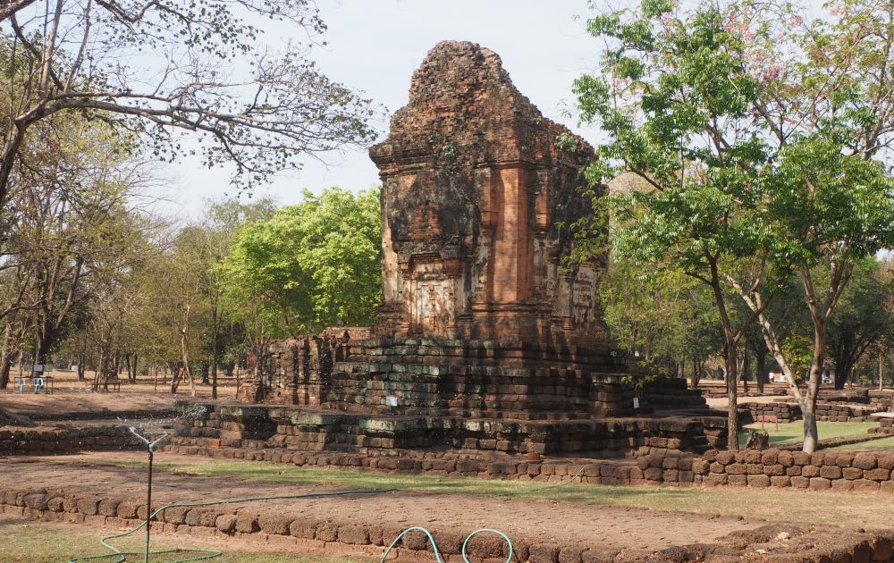 A prang at Si Thep, but more square shaped with a flat side.