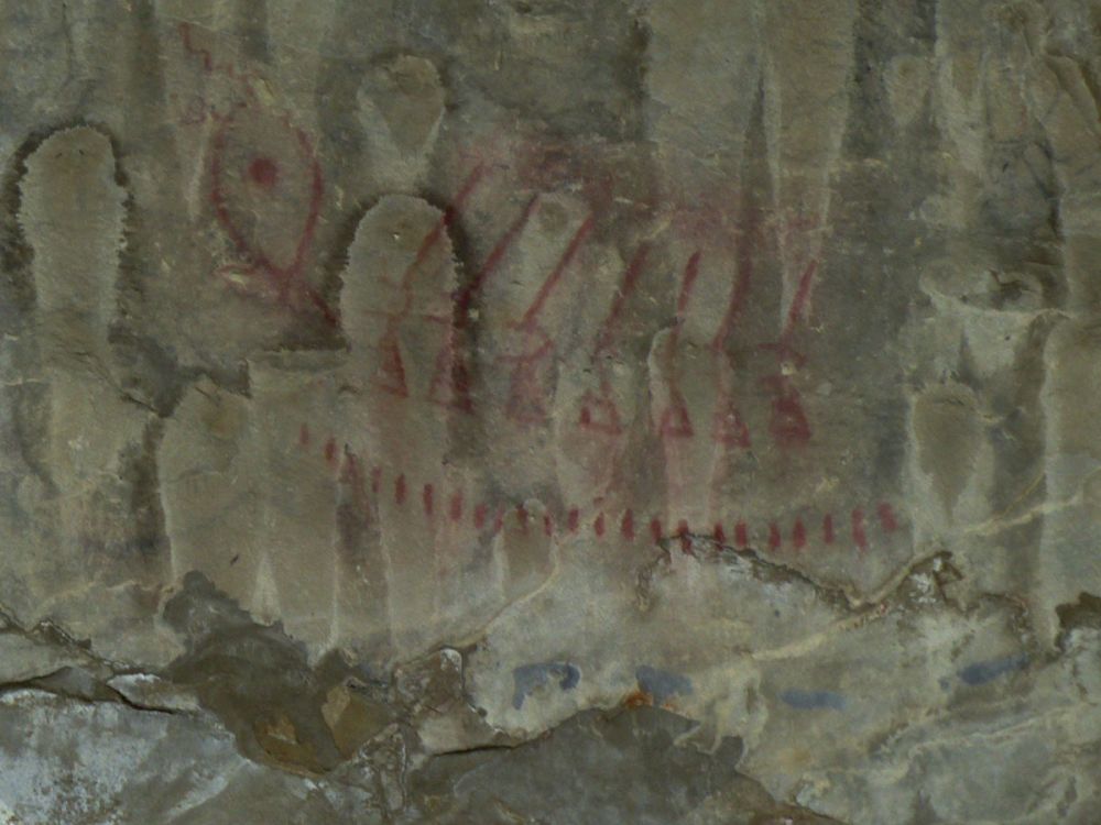 prehistoric drawings in Pictograph cCave